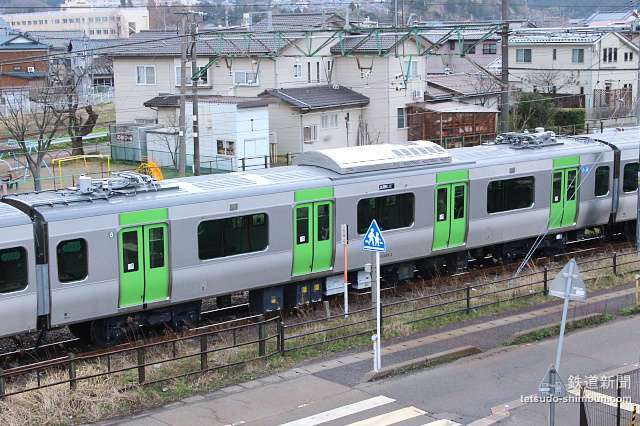 jr-east-e235-percobaan-3