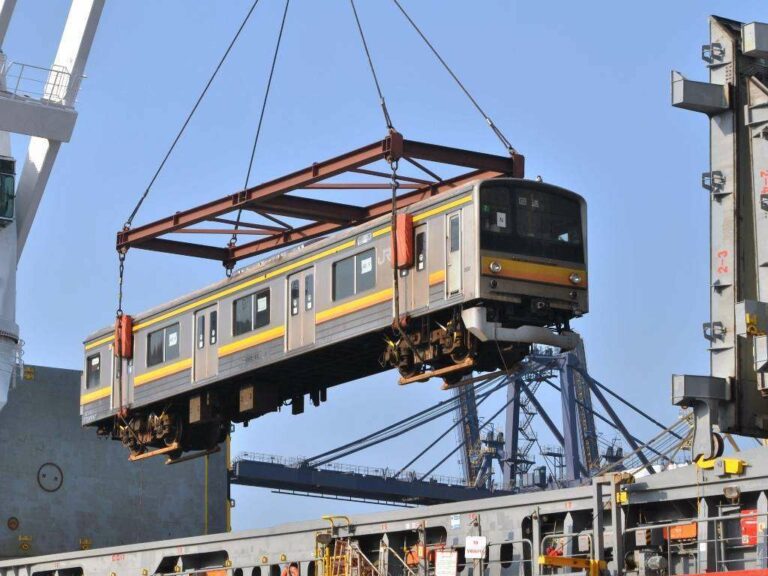 JR 205-102 (NaHa 7) |Foto Oleh: Fasubkhanali