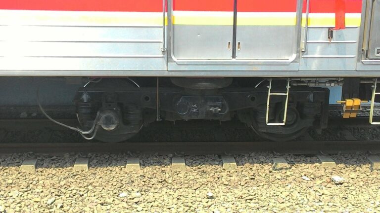 Bogie rusak pada kereta 204-84 sudah diganti