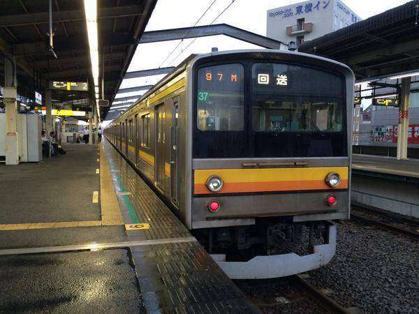KRL JR205-21 NaHa H37 di Stasiun Musashinakahara. | foto oleh: Satohiro
