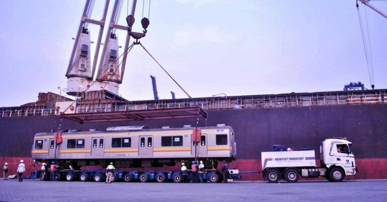 KRL JR 205 ex-Nambu Line | Foto Oleh: Fasubkhanali