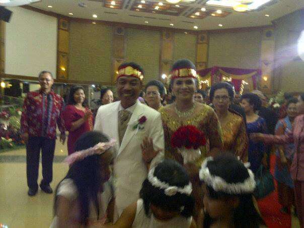 1524707_10202664434997325_425302677_n