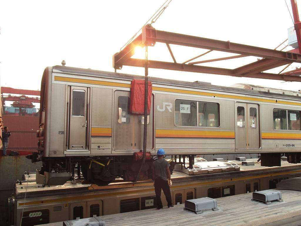 Pengangkatan JR 205-86 | Foto Oleh: Fasubkhanali