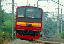 Lima Rangkaian KRL seri 205 eks-Jalur Nambu Diuji Coba