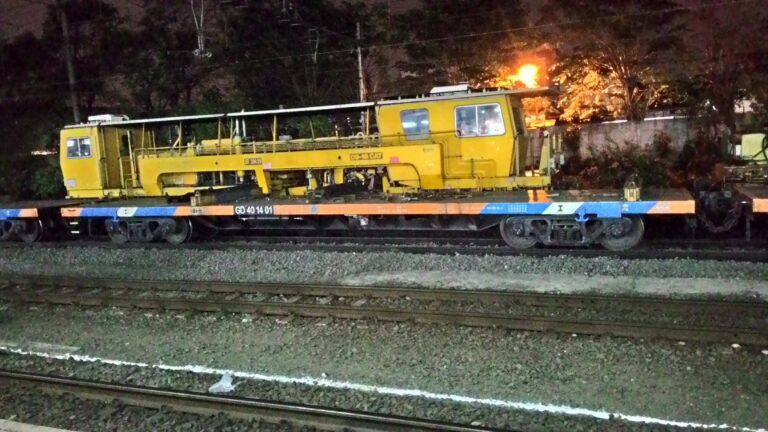 Gerbong Datar (GD) kapasitas 40 ton untuk KLB angkutan rel