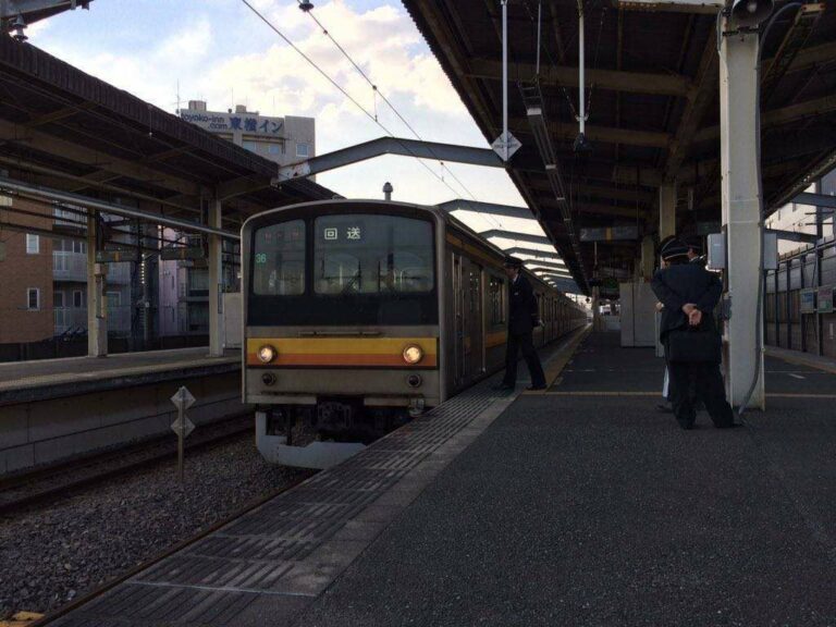 JR205-27 NaHa H43 saat masih beroperasi di Jepang | Foto oleh: Satohiro-san