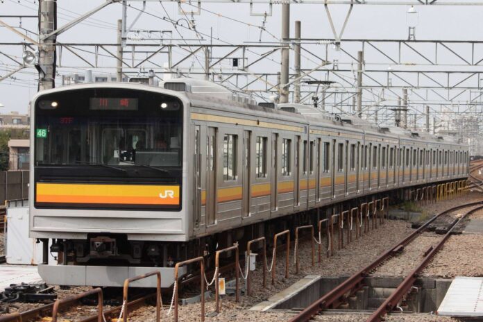 JR_East_205-1200_set_46_Musashi-Nakahara_20141004