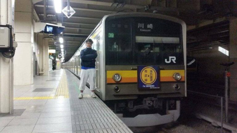 Kesempatan foto bersama NaHa H39 yang tidak dilewatkan oleh Rekan Kami | Foto: Shina Hiromu