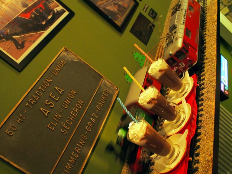 Salah satu sudut Interior |Terasa La Trenulete (Akun Ofisial Kedai)