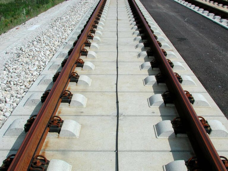 Slab Track | Sumber: Wikipedia