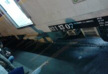 Rel ambles di lintas Serpong.