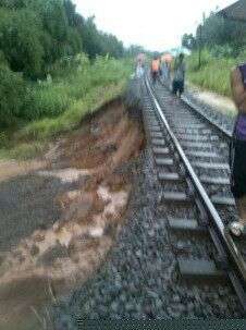 5a1e1a93-6d64-48ad-ad2e-b9ae6c7ed138 (1) Longsor di Ciamis