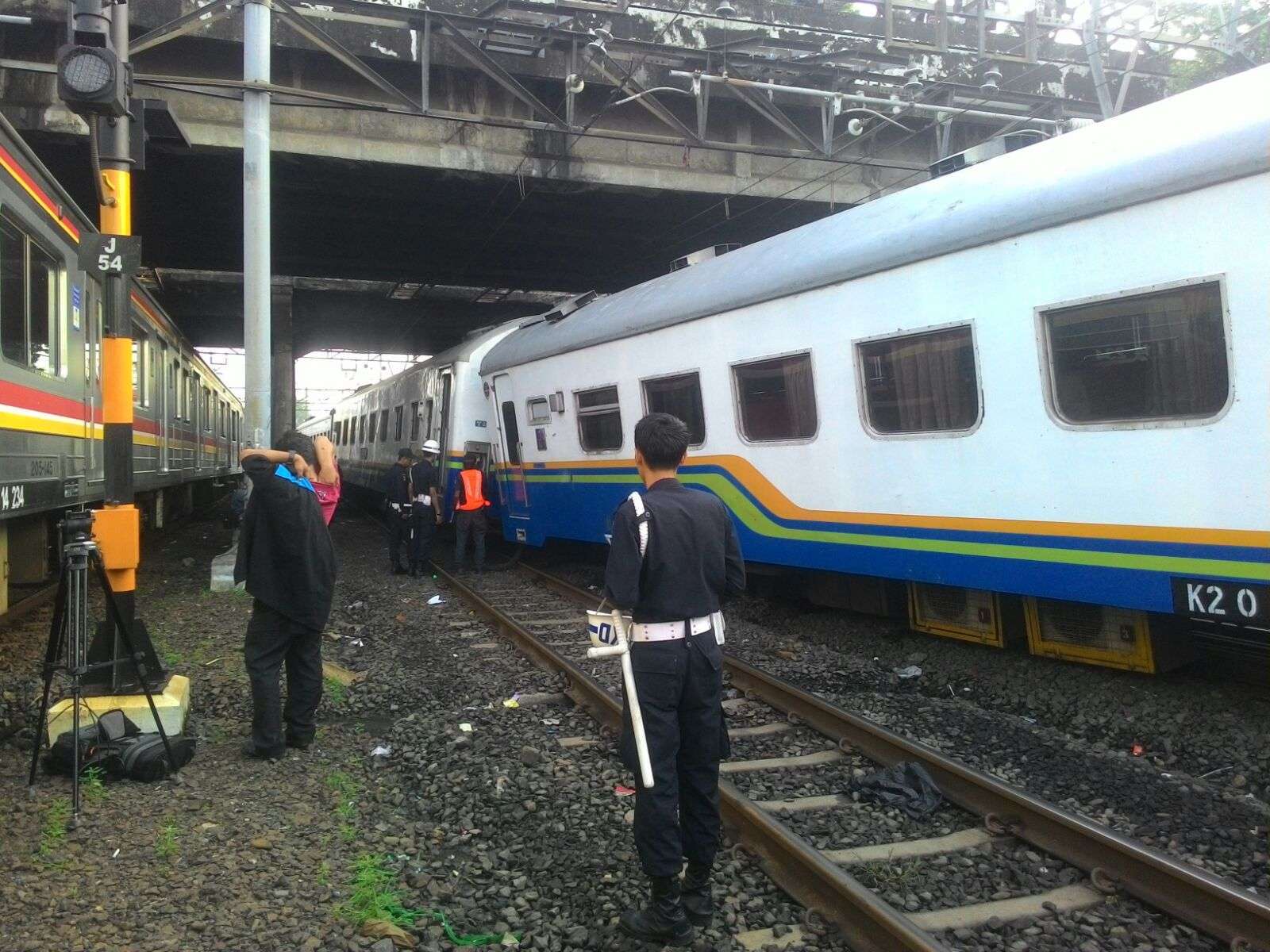 AtGEDJdiSfbmAMsJwnECBNgfEsEenpbk2RChB6MHZH4q