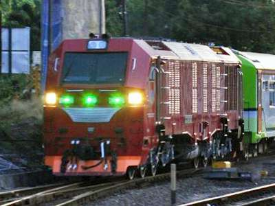 Lokomotif CC 300 Karya Anak Bangsa | Foto : V. Garda Wardana