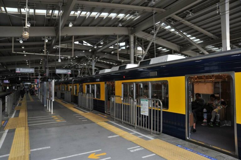 Eksterior KRL 1017F | Foto: Adeliae-san