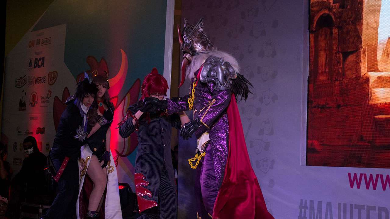 kaori-grand-legend-ramayana-cosplay-cabaret-03