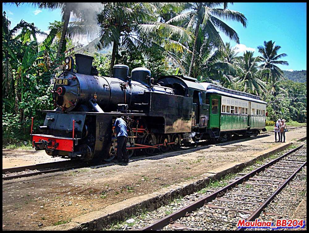 5648428384_e416c84bd0_o Lokomotif Uap "Mak Itam' tipe E10 60 | Foto: Maulana Nur Achsani