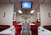 SRT Luncurkan Kereta Penumpang Baru