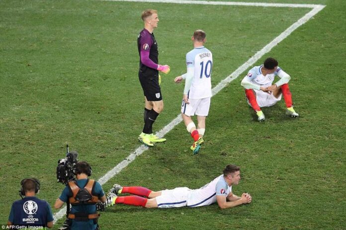 daily-mail-euro-2016-england-iceland-out
