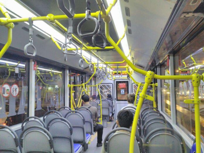 tj-angkutan-malam-reguler-interior