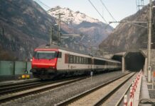 Menembus Pegunungan Alpen, Terowongan KA Terpanjang Di Dunia Resmi Dioperasikan Terowongan KA Terpanjang Di Dunia