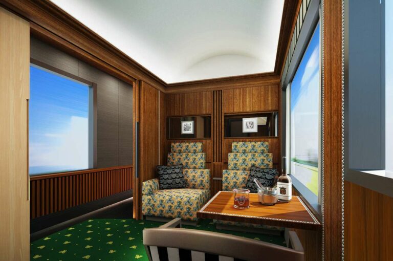 Interior dari kamar Twin | Sumber: JR West