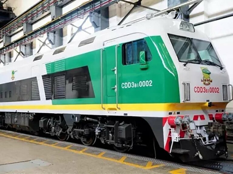crrc selesaikan lokomotif untuk nigeria - 1 HD Gallery | Kaori Nusantara 2025