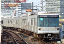 Rangkaian kereta bawah tanah seri 03 milik Tokyo Metro (Lerk / Wikipedia Commons)