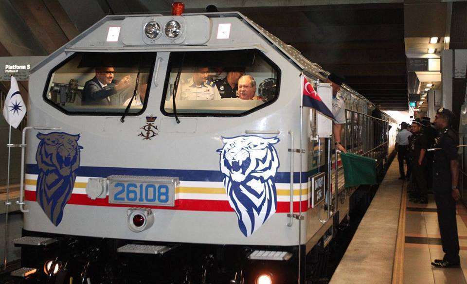 Sultan Johor menjadi masinis