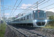 Ilustrasi KRL seri 2020 yang melintas di Jalur Denentoshi