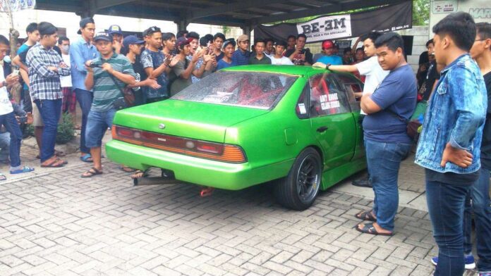 Nissan Cefiro