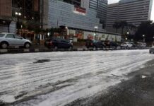 Jakarta Heboh “Salju” Tumpah di Sudirman, MRTJ: Itu Hanya Busa "Salju" yang tumpah di jalan (Twitter / @Ramboganteng2)