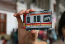 Varian terbaru Kartu Multi Trip dengan bentuk KRL | Sumber Foto: @transportforjakarta (Instagram)