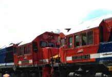 Kereta Angkutan Batu Bara Tabrak Lori Motor dan Lokomotif di Lampung lokomotif KA angkutan batu bara