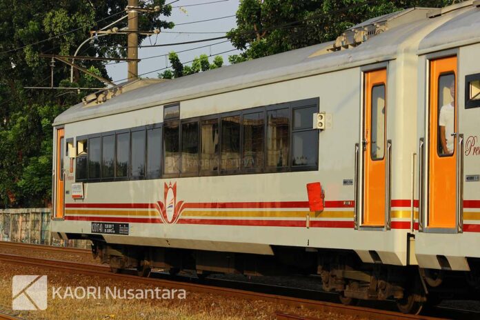 IMG_0035kaori Ilustrasi: Kereta Premium untuk KA Jayakarta