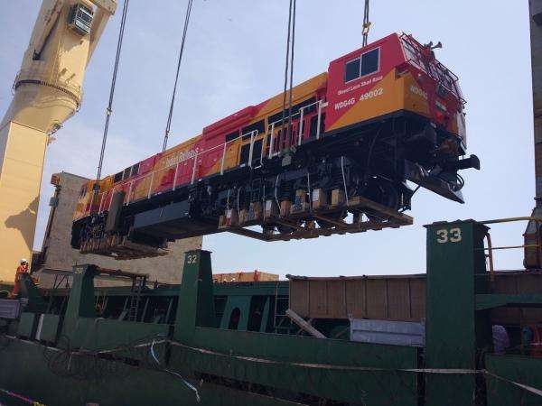 Arrival Lokomotif GE Evolution Series Pedana milik India (Arsip General Electric)