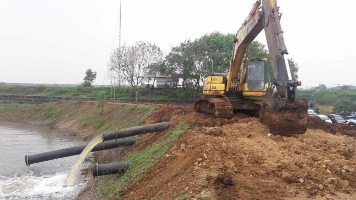 DPsitUBUIAURjzl Lintas Porong Masih Belum Bisa Dilewati