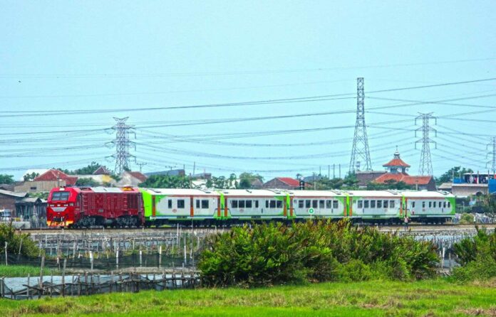 CC 300 Survei KA Semi Cepat Jakarta-Surabaya