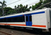 KRL Bandara Soekarno-Hatta Patah Pantograf