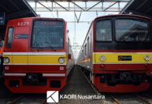KRL Formasi 10 dan 12 Kereta