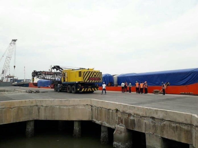 kereta kelas ekonomi premium tiba di Medan