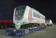 Kereta LRT Jakarta Tiba di Tanjung Priok
