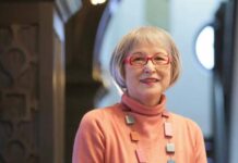 Penulis Kiki’s Delivery Service, Eiko Kadono Memenangkan Hans Christian Andersen Award