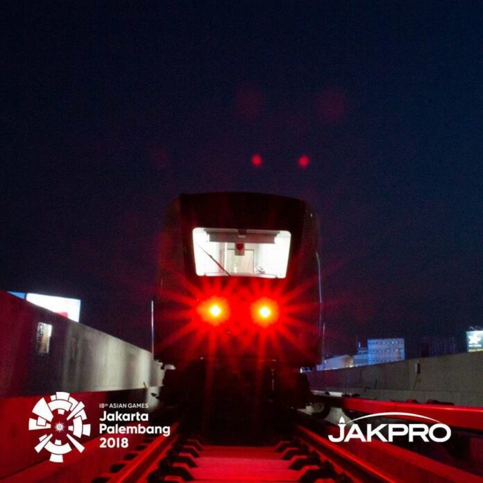 35357619_308833986320822_8608093606353305600_n pertama LRT Jakarta mulai jalani uji dinamis