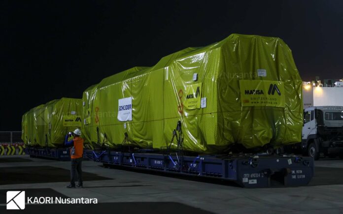 IMG_3759a Dua unit Mesin perawatan jalan rel buatan Matisa milik DitjenKA Kemenhub (KAORI Nusantara / Farouq Adhari)