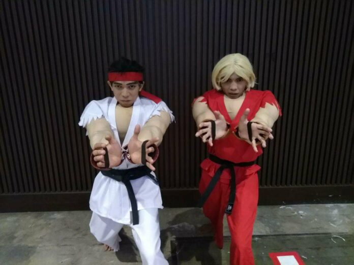 battle of the toys cosplay bott