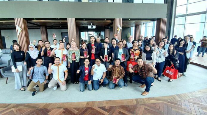 Qlue qlue raih tiga penghargaan