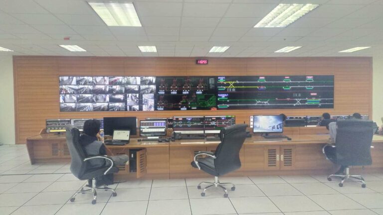 Operation Control Center (KAORI Nusantara/Fathur)