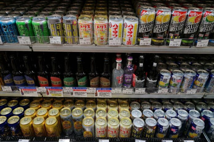 ilustrasi-minuman-keras-chuhai-strong-zero