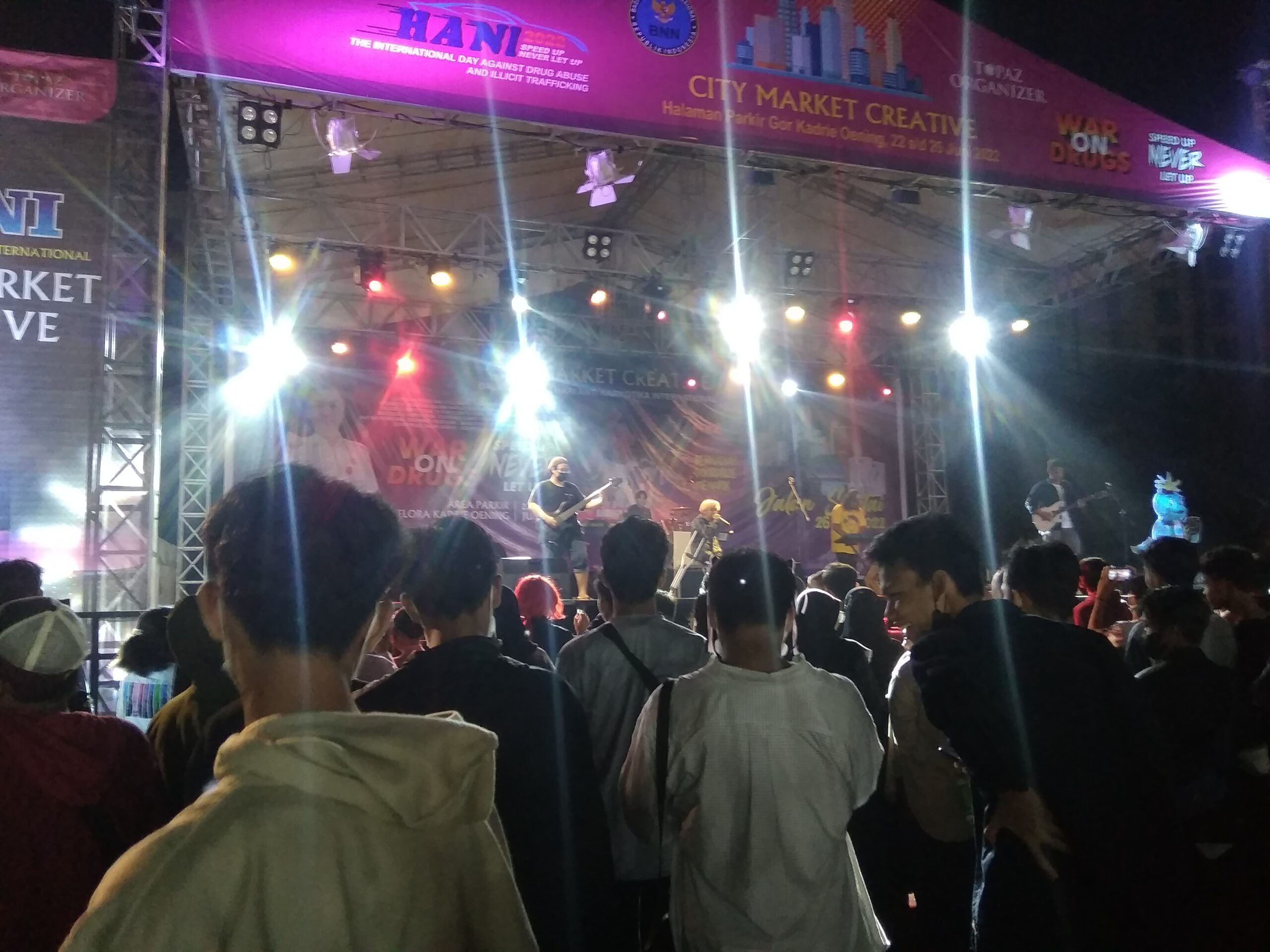 Japan Weekday Night Show